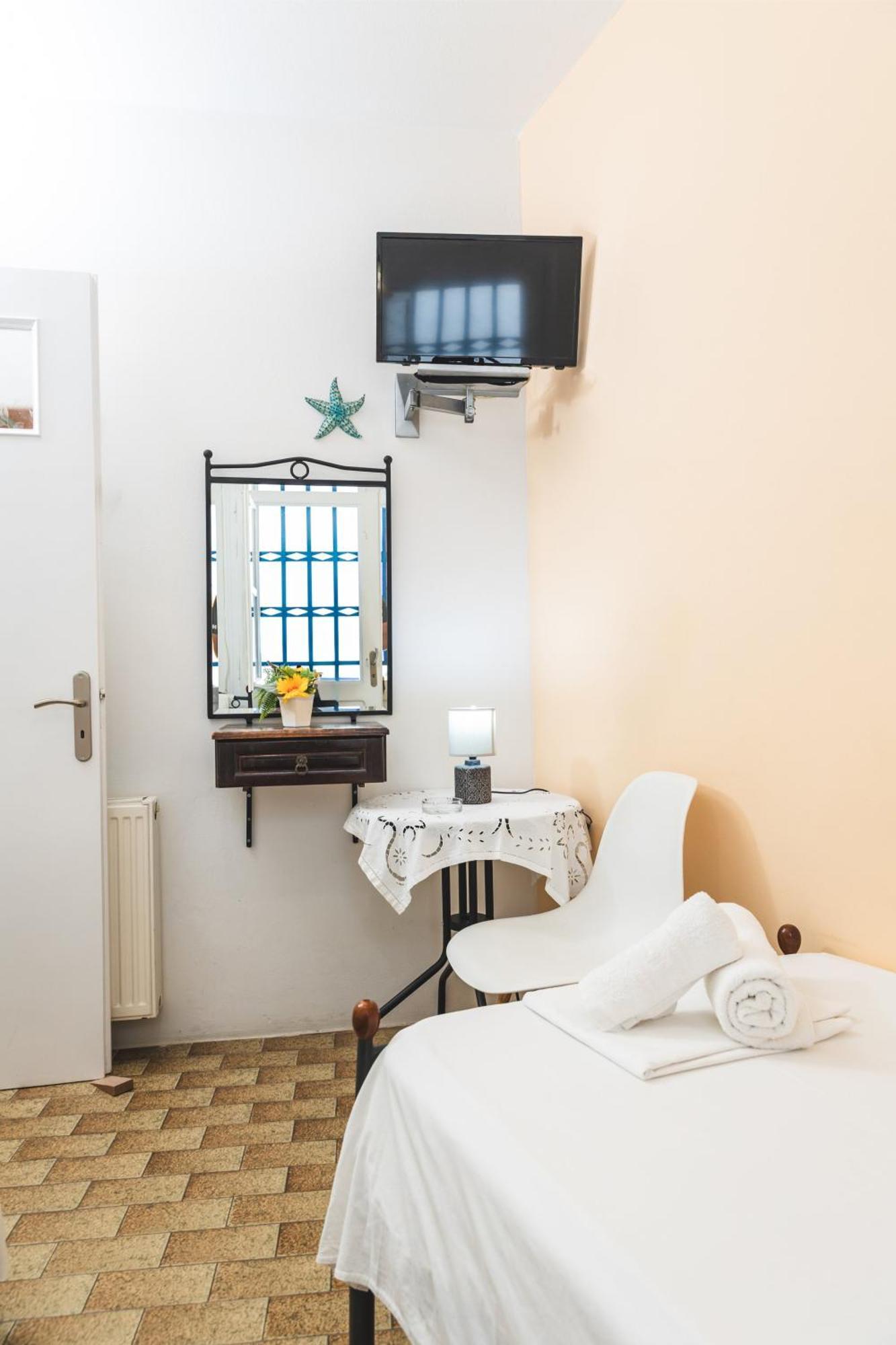 Rooms Maria Naxos City Exterior photo